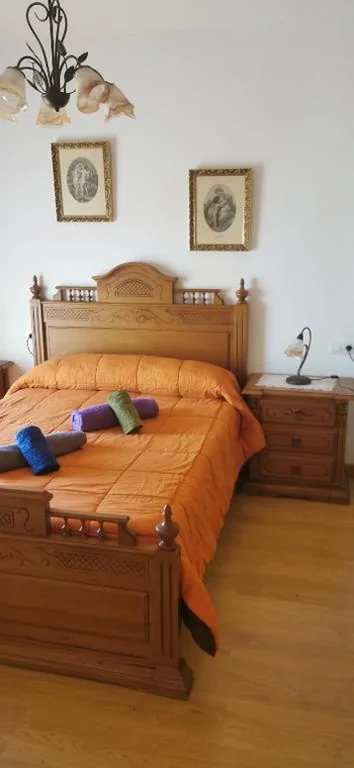 HOGAREÑO ADOSADO EN EL PUEBLO DE ARDALES