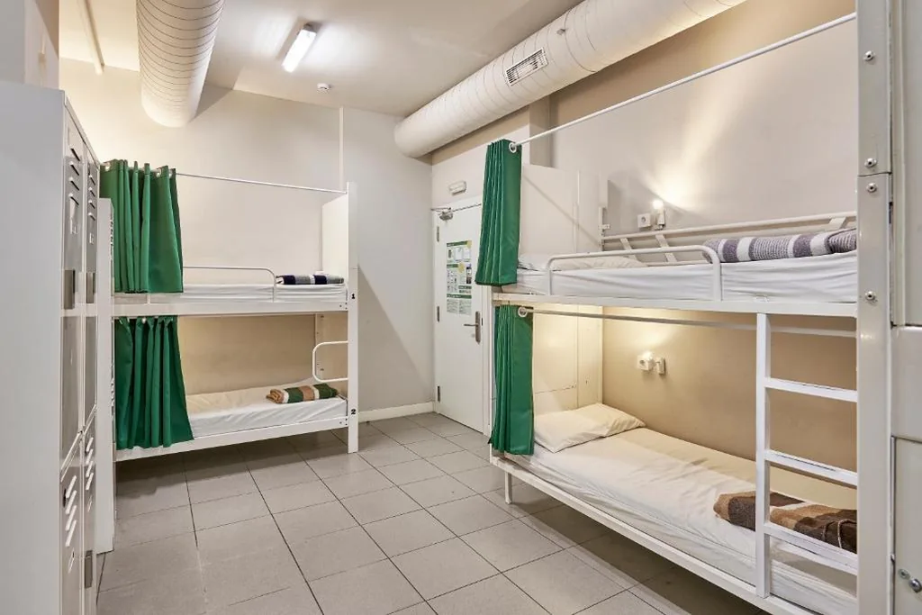 Hola Hostal Eixample