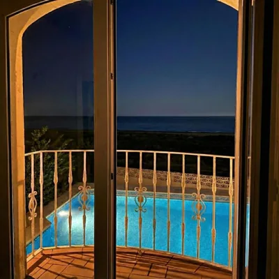 holaVivienda - Villa de lujo a pie de playa con piscina privada — foto 8
