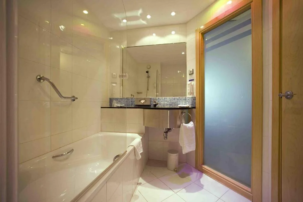 Quarto Duplo Standard - 2 camas - Pequeno-almoço gratuito — Holiday Inn Express Alcobendas by IHG