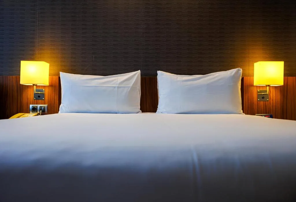 Standaardkamer met groot bed en gratis ontbijt — Holiday Inn Express Bilbao Airport by IHG