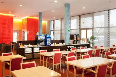 Holiday Inn Express Molins de Rei by IHG — photo 4