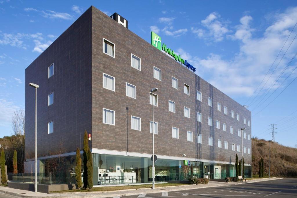 Holiday Inn Express Pamplona by IHG