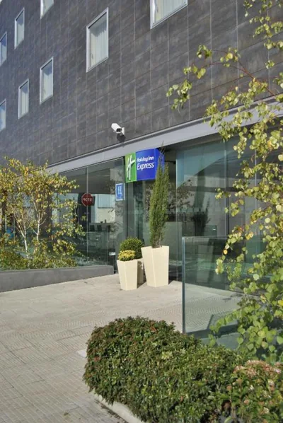 Holiday Inn Express Pamplona by IHG — 照片 11