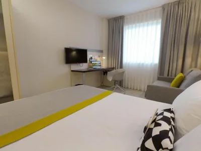 Holiday Inn Express Pamplona by IHG — 照片 12