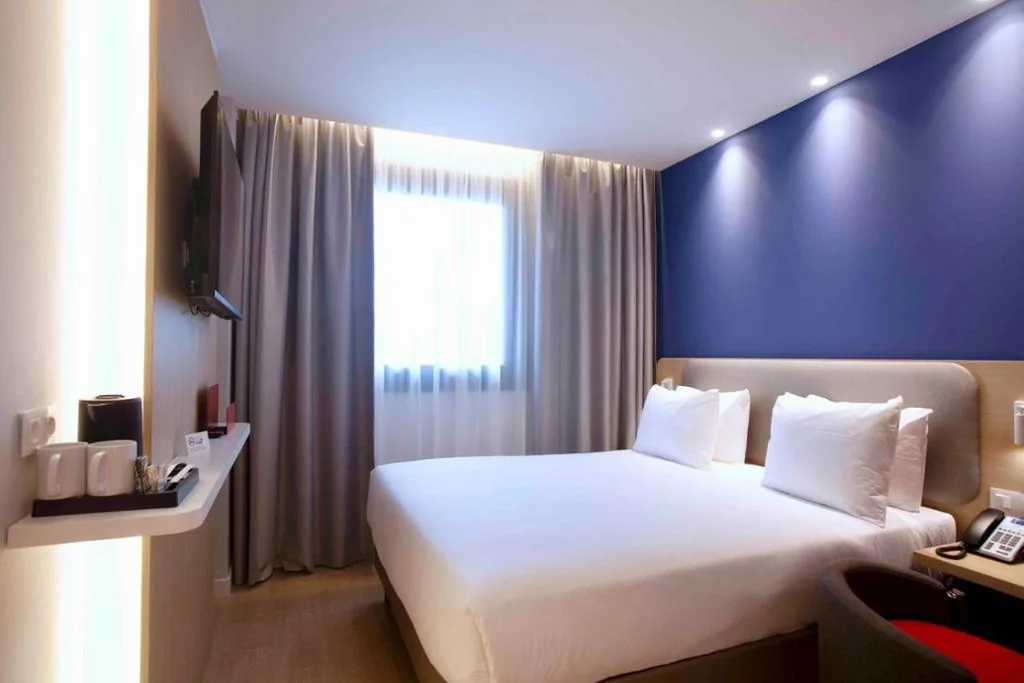 Habitación Estándar - 1 cama grande — Holiday Inn Express San Sebastian - Errenteria by IHG