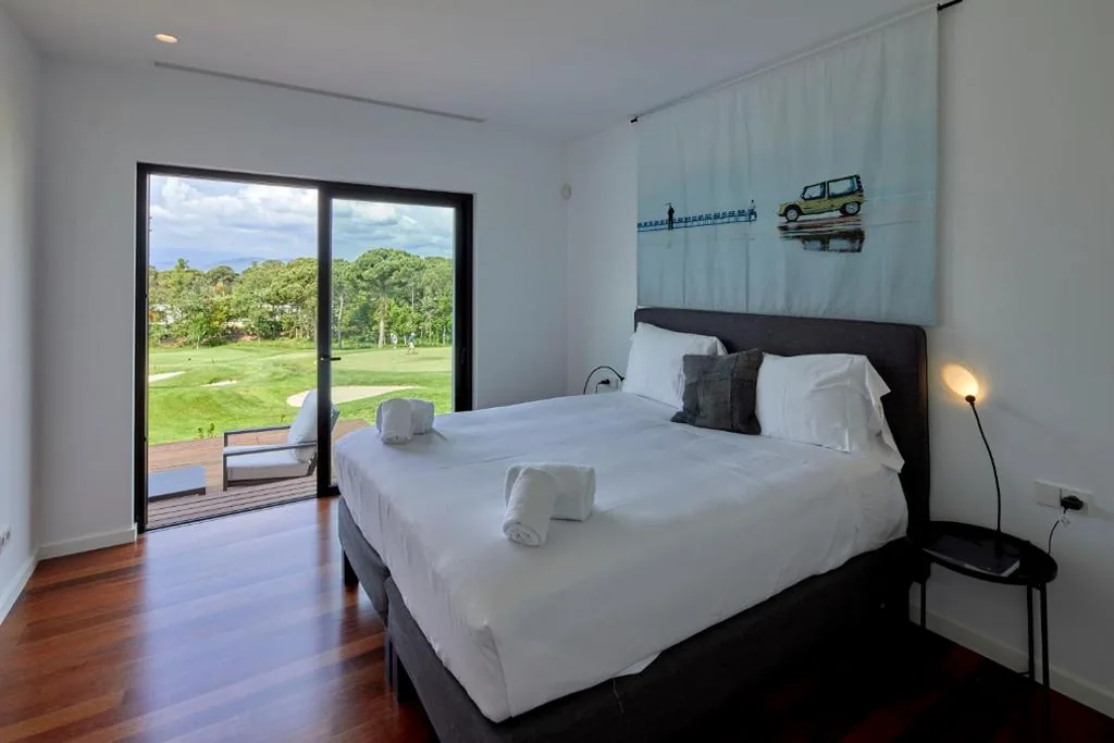 Holiday Rentals at Camiral, a Quinta do Lago Resort