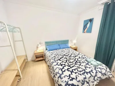Home, tulipán Orihuela costa — Foto 9