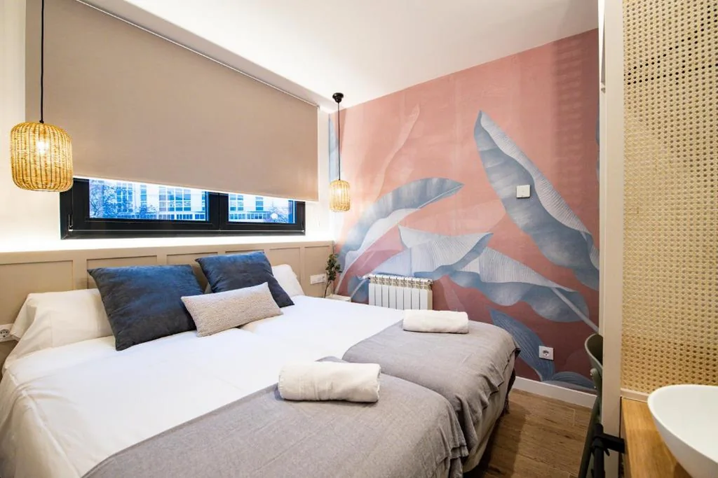 Doppelzimmer mit 2 Einzelbetten — Home42