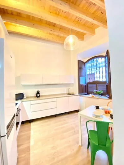 HomeySeville Top-notch Cathedral house with private rooftop terrace and parking opt — foto 2