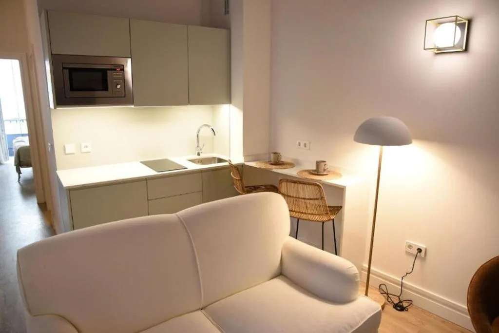 Apartamento Deluxe — Honest Sevilla Hotel