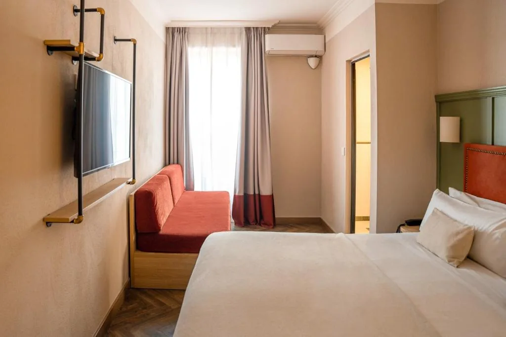Habitación Doble Deluxe - 1 o 2 camas — Honest Sevilla Hotel