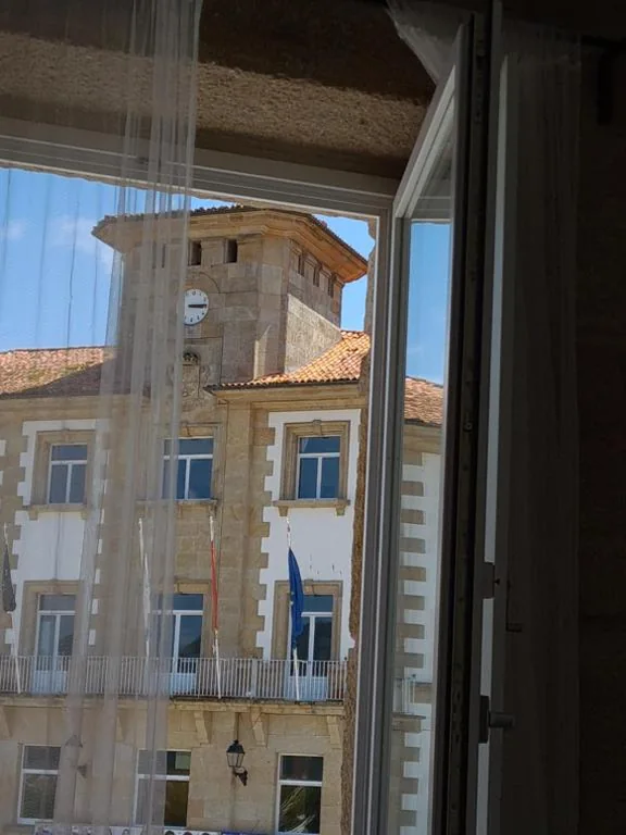 Habitación Doble Deluxe con balcón y vistas al mar — Hospedaje CasaSampedro