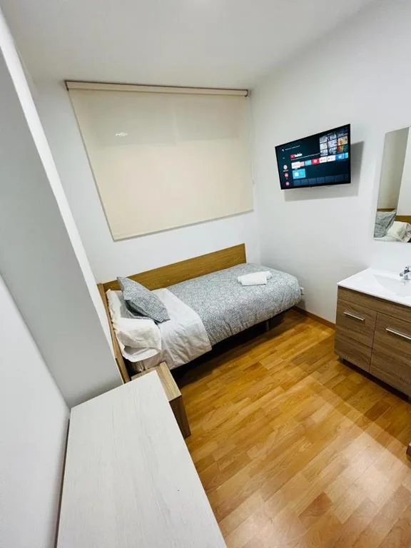 Single Room — HOSPEDAJE COLONIA VALLECAS