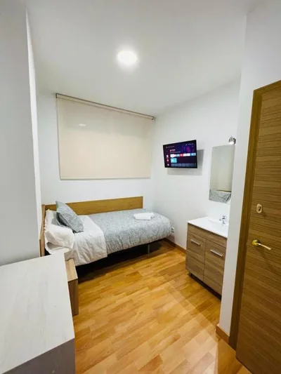 HOSPEDAJE COLONIA VALLECAS — photo 10