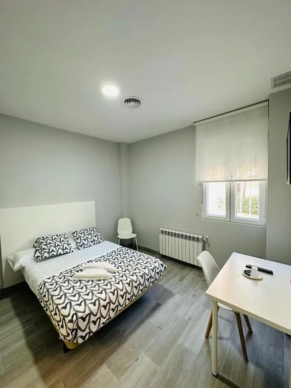 Doppelzimmer mit eigenem Bad — HOSPEDAJE CUATRO VIENTOS
