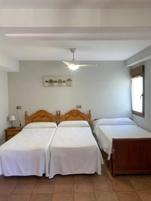 Dreibettzimmer — Hospedaje El Marinero