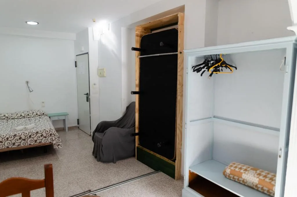 Estudio — Hospedaje Lisboa Algeciras P Ca 0214 y A Ca 0232