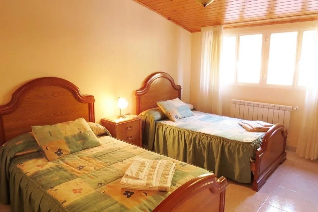Habitación Doble - 2 camas — Hospedaje Pension Tabares