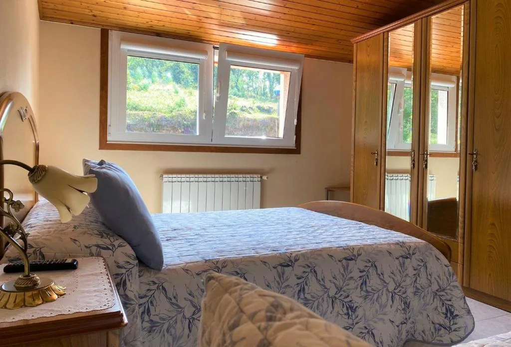 Habitación Doble grande - 2 camas — Hospedaje Pension Tabares
