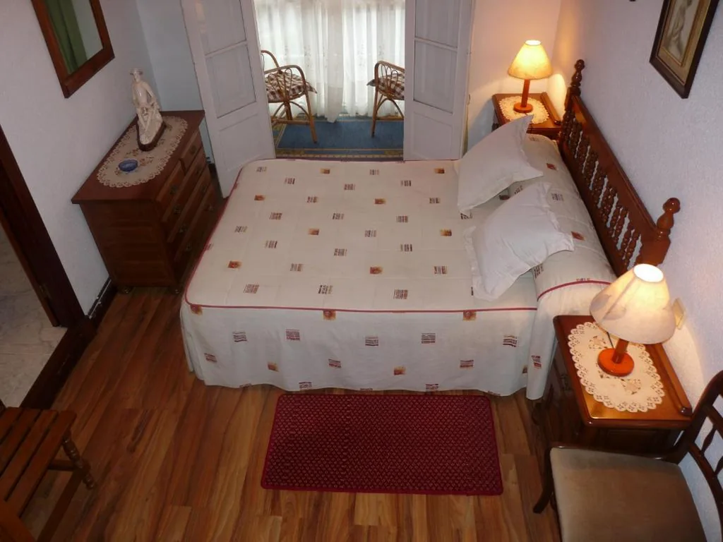 Doppelzimmer mit Balkon — Hospedaje Roiz