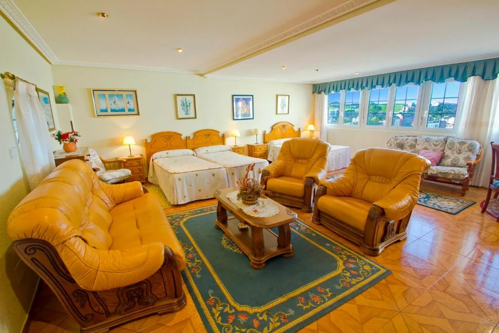 Suite mit Meerblick — Hospedaje Roiz