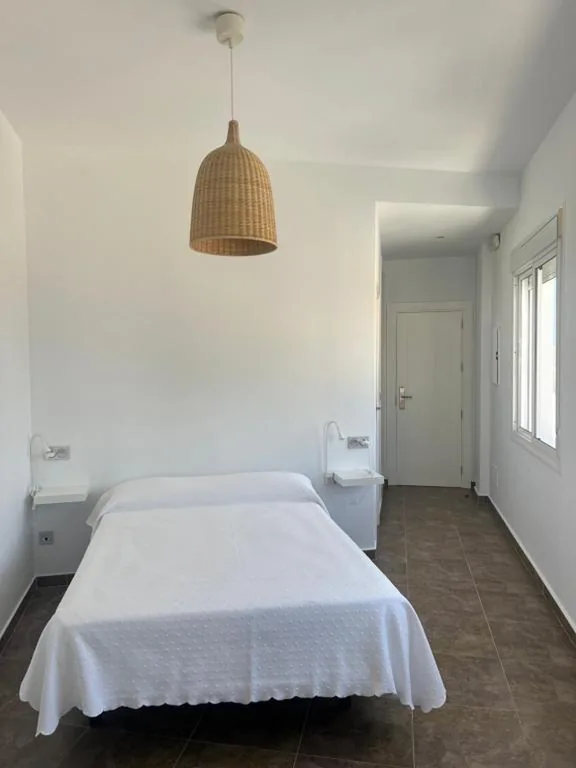 Doppelzimmer mit Terrasse — Hospedería Almundo by Alexandra Realty