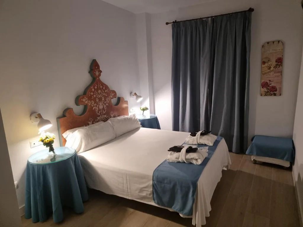 Chambre Double classique avec accès au spa — Hospederia Baños Arabes De Cordoba
