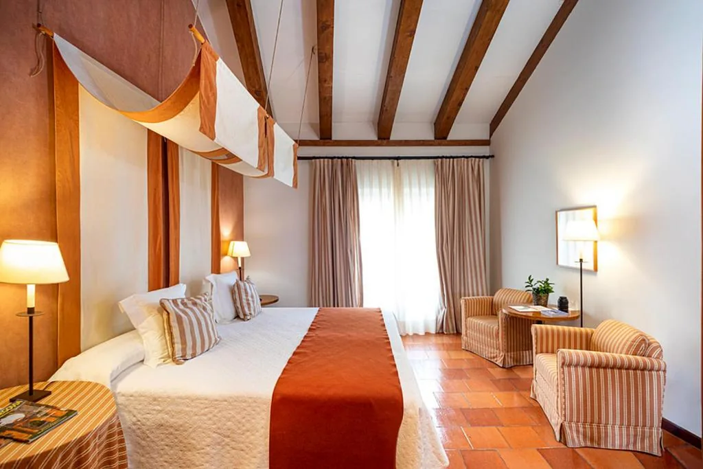 Doppelzimmer — Hospederia de Santo Domingo
