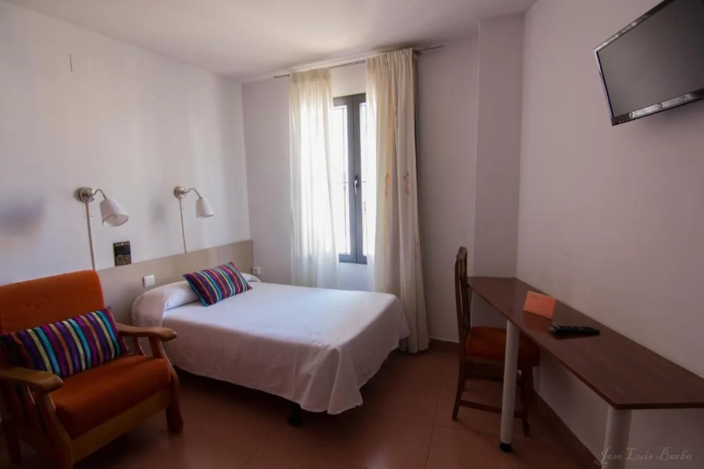 Quarto Individual — Hospedería Hotel Don Quijote