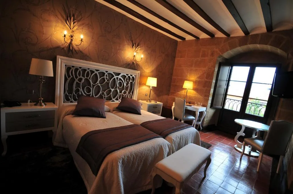 Habitación Doble - 1 o 2 camas — Hospedería Palacio de Casafuerte