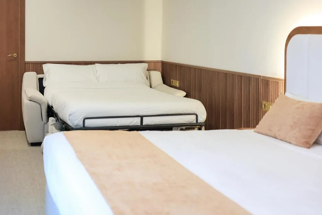 Habitación Triple — Hospedium Hotel A Mar