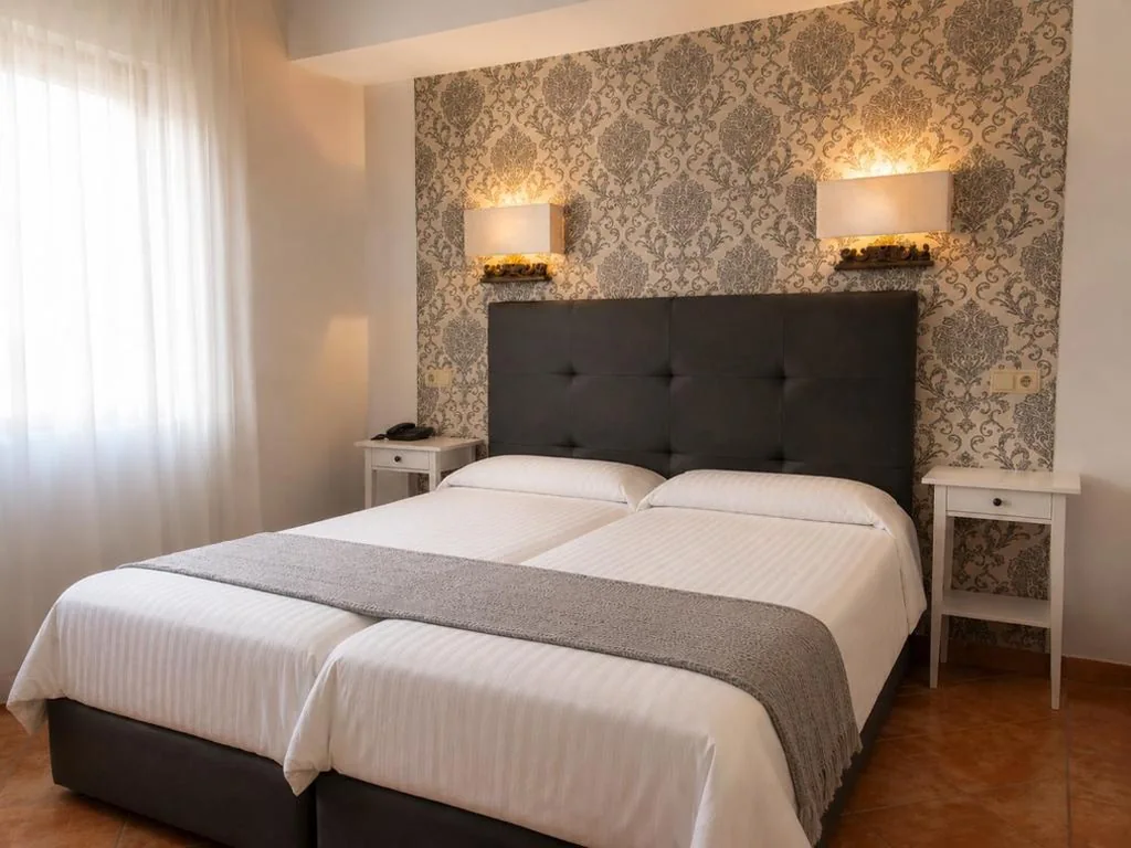 Doppelzimmer – 1 oder 2 Betten — Hospedium Hotel Juan II