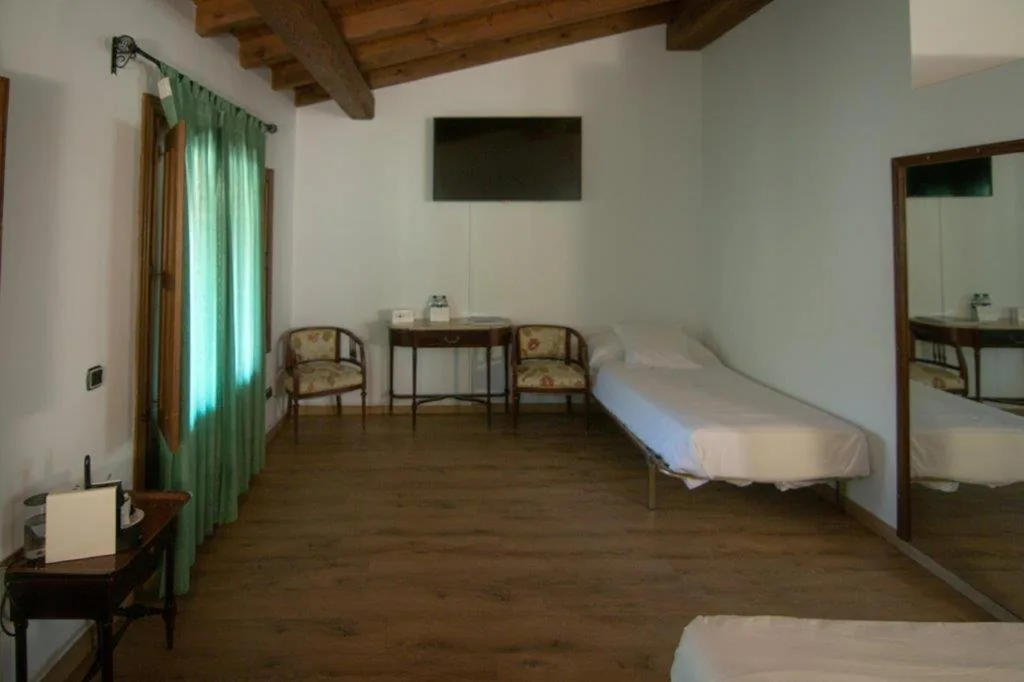 テラス付きファミリールーム — Hospedium Hotel Rural Abadía de Yuste