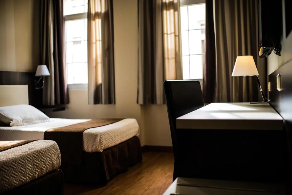 Quarto Duplo - 1 ou 2 camas — Hospedium Hotel Triana