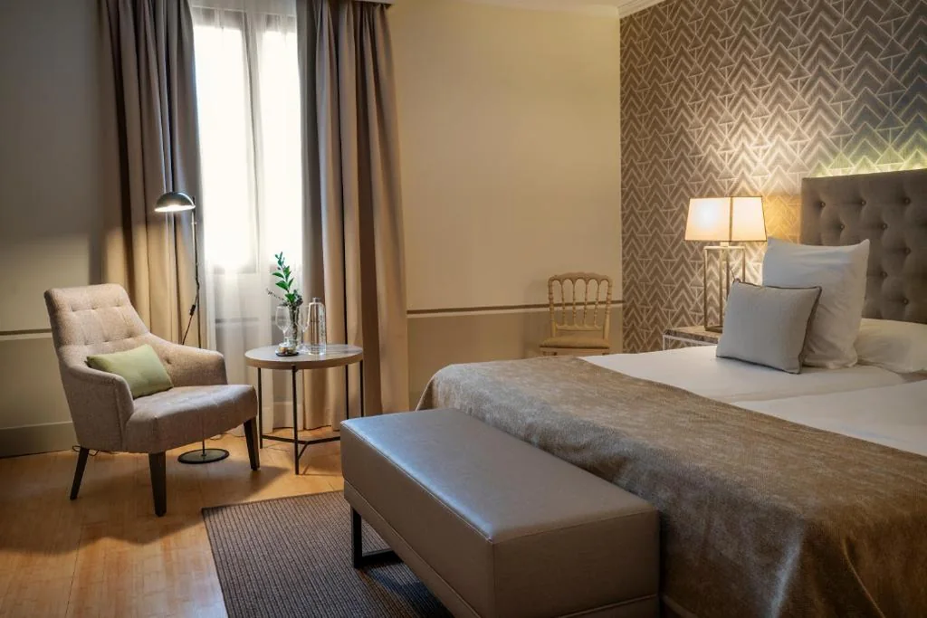 Suite — Hospes Palacio de Arenales & Spa