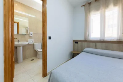 Hostal 82 — Foto 3
