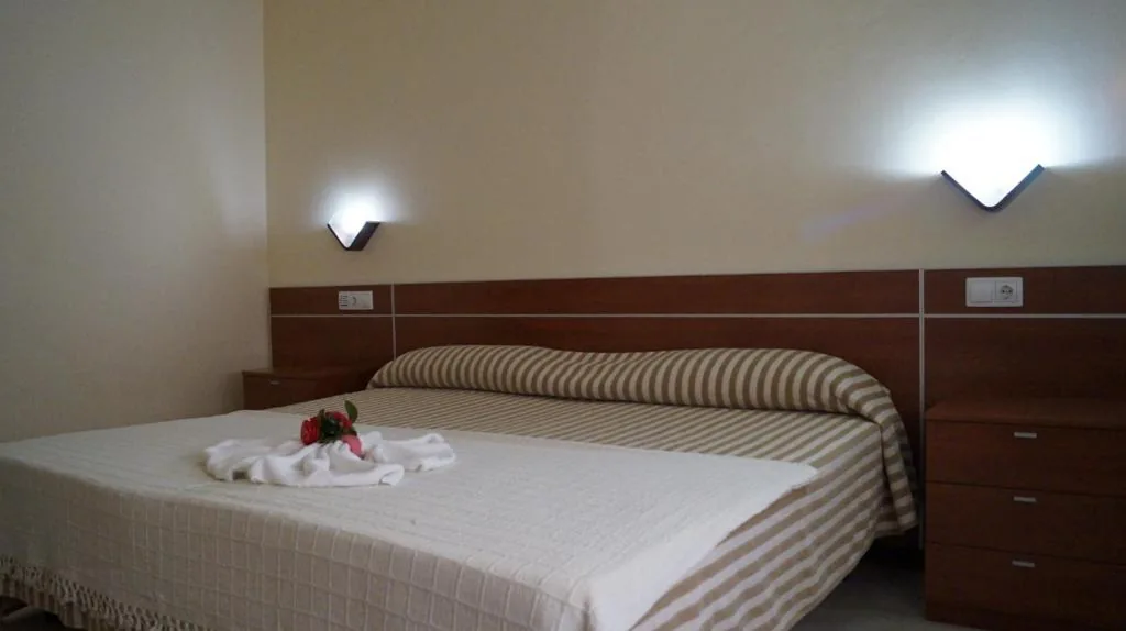 豪华双人间 — Hostal A Camelia
