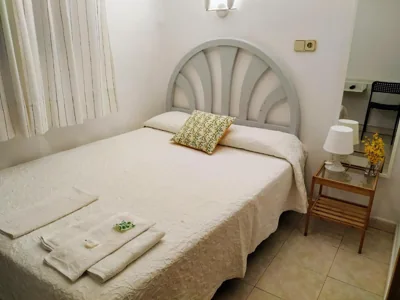 Hostal Abitum Madrid — Foto 11