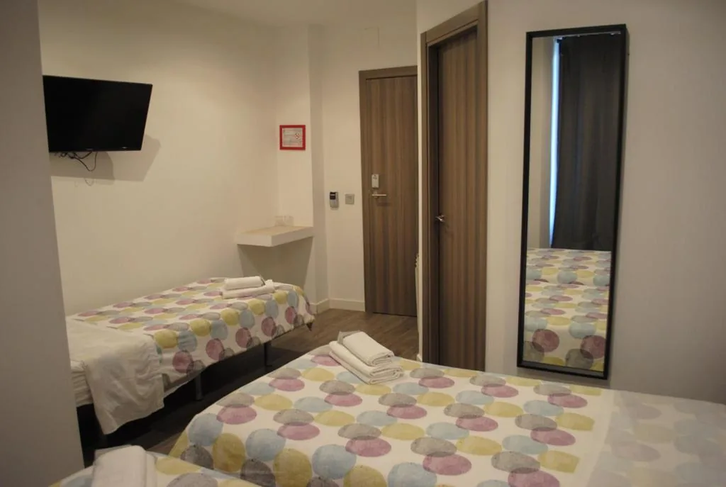 Quarto Triplo — Hostal Abril Madrid