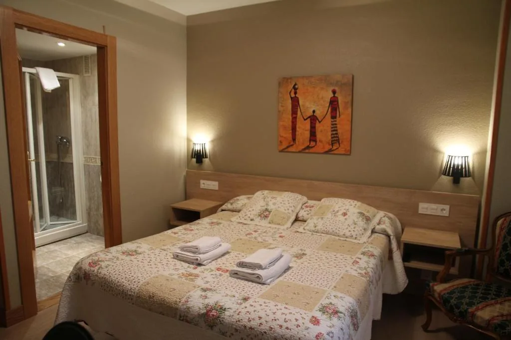 Tweepersoonskamer — Hostal Acella