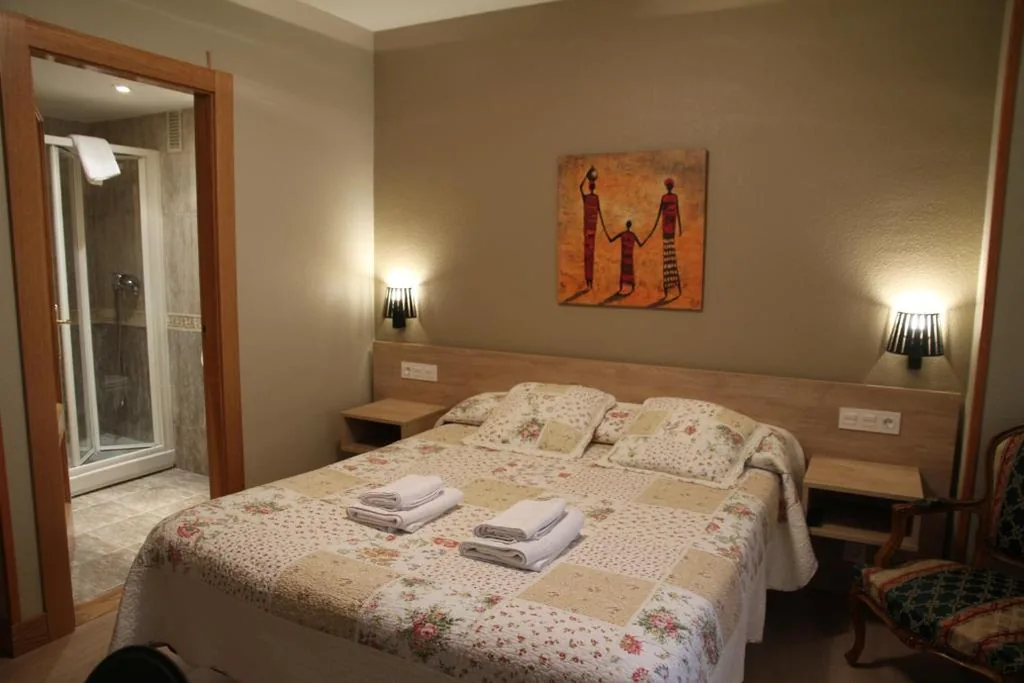 Tweepersoonskamer — Hostal Acella