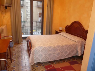 Hostal Adarnius — foto 8