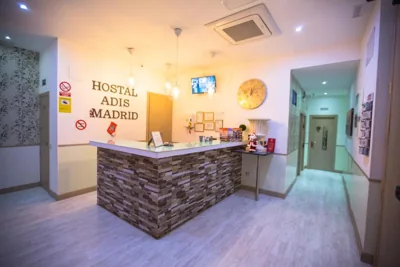 Hostal Adis — Foto 2