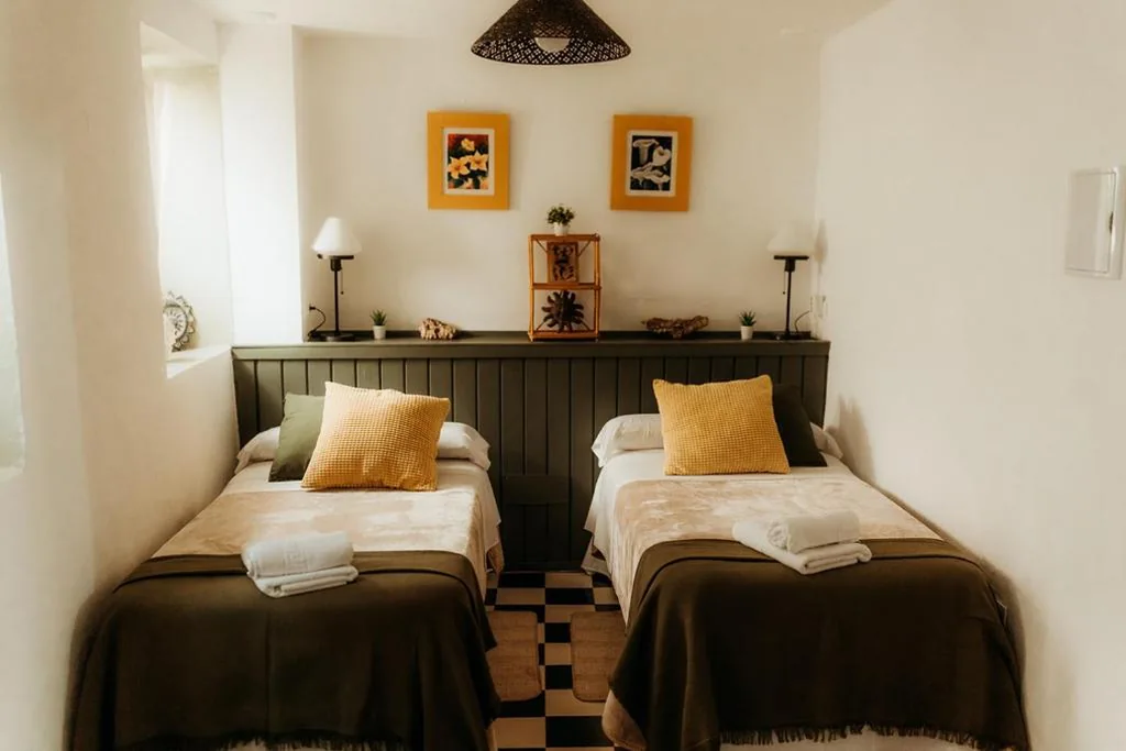 Economy-Doppelzimmer - 1 oder 2 Betten — Hostal Africa
