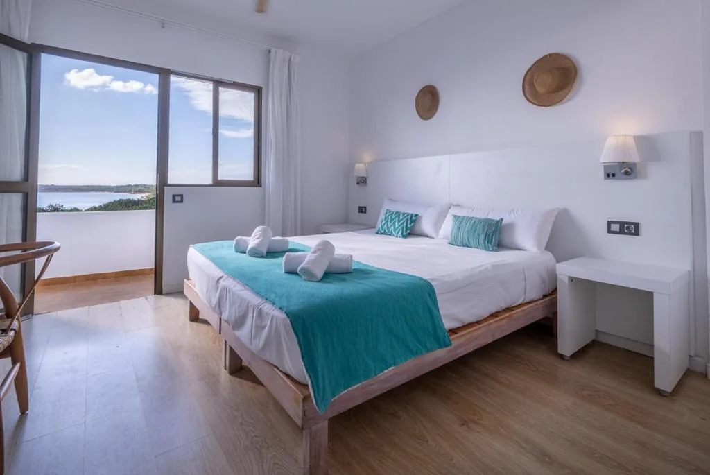 Habitación Doble Superior — Hostal Aigua Clara