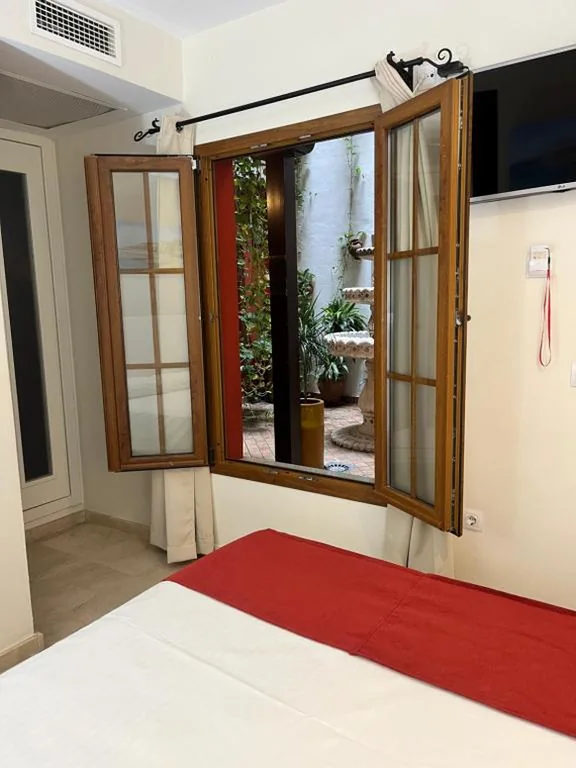 Habitación Doble Económica — Hostal Al-Andalus