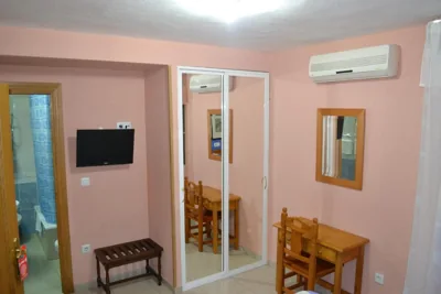 Hostal Al-Qazeres — foto 7