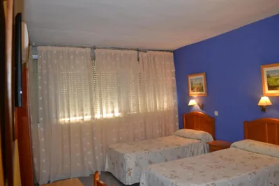 Hostal Al-Qazeres — foto 10