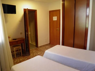 Hostal Albacar — foto 7
